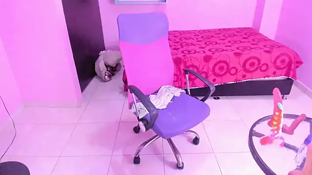 mommy_whore_slut's cam snapshot