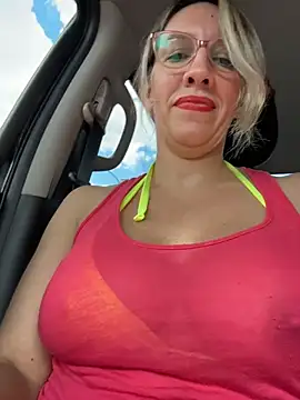 Gatitacarlita's cam snapshot