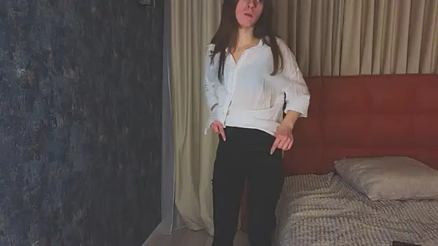 VelvetNyxen live sex cam