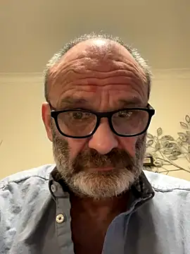 Shyboy817 live sex cam