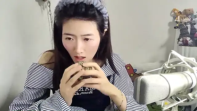 Moonlight-23's cam snapshot