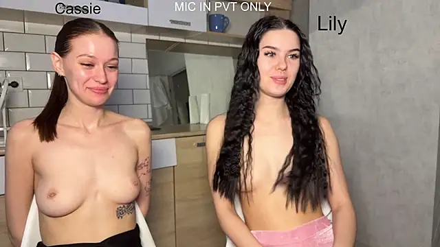 girls_secrets's cam snapshot