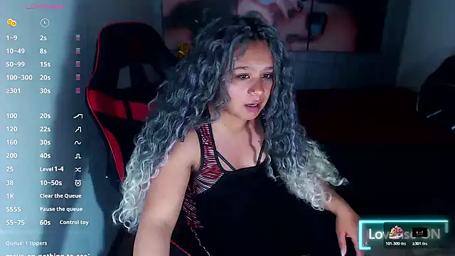 Charis_21 live sex cam