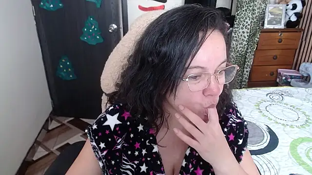 Sonialorens_ live sex cam