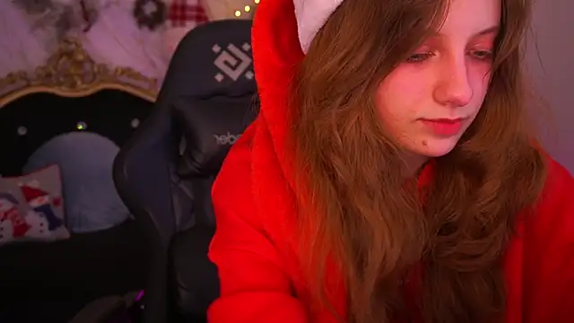 CuteeFoxy's cam snapshot