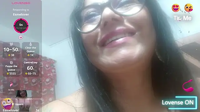 lindaesmeralda live sex cam