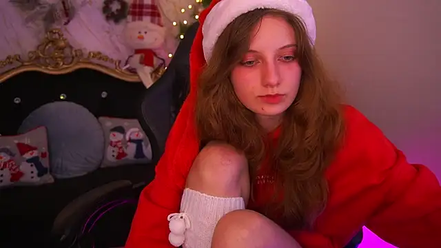 CuteeFoxy's cam snapshot