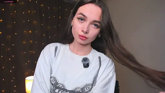 YvonneRobes's cam snapshot