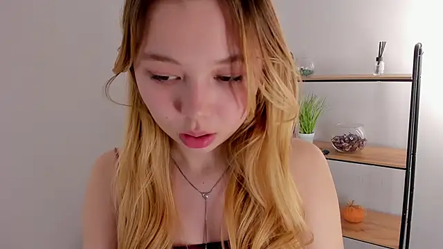 Kim_Northav's cam snapshot