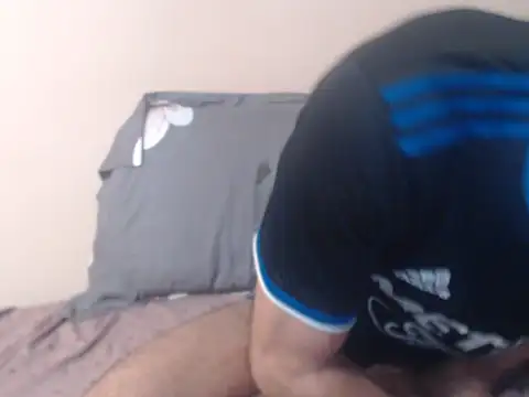 yvesstorm1 live sex cam