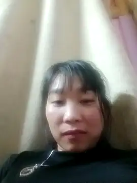 Lynnlyy9x's cam snapshot