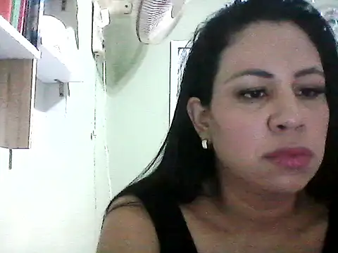 LeilaTaylor live sex cam