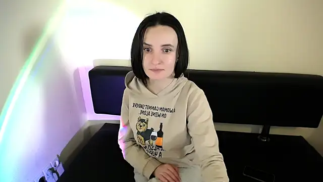 LaimaV_'s cam snapshot