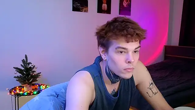 DENIS_HERE's cam snapshot