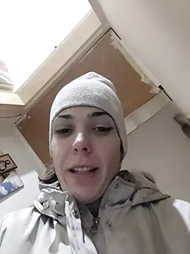 SheTheDeeevil's cam snapshot