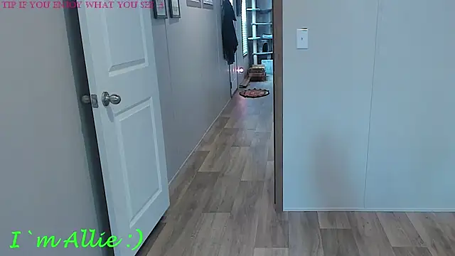 Allie_Kat live sex cam