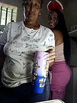 Fernanda30 live sex cam