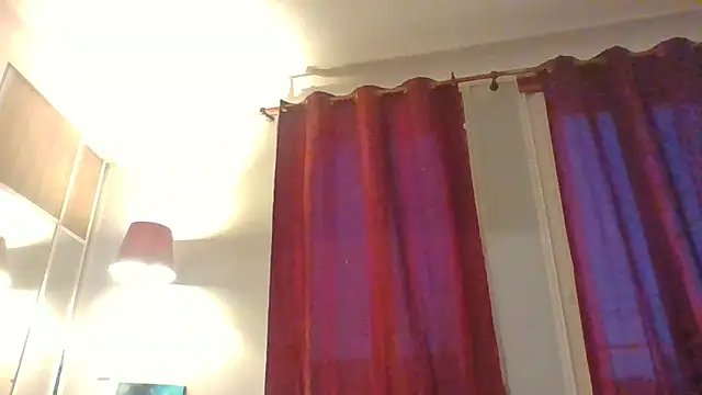 DildoPlayer33 live sex cam