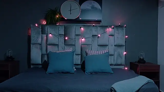 AbigailLenox__ live sex cam