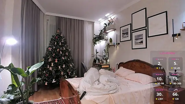 NicoleLuv live sex cam