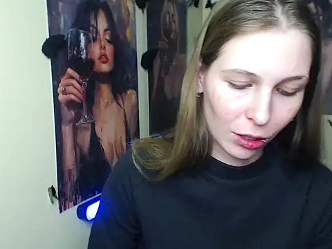 StrangerGi's cam snapshot