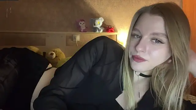 AzoticBasics live sex cam