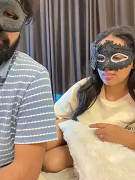 vickyandtania's cam snapshot