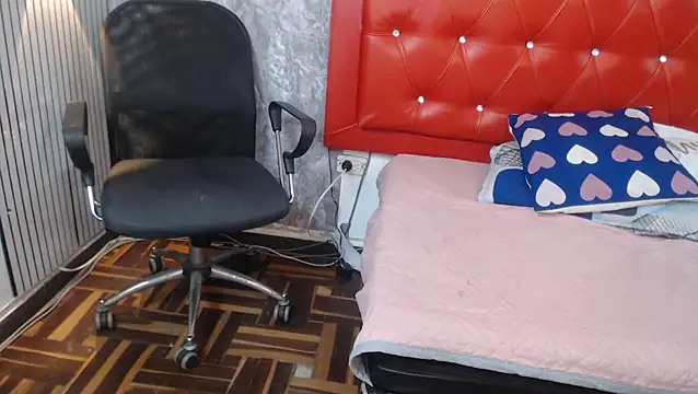 linda__mature's cam snapshot