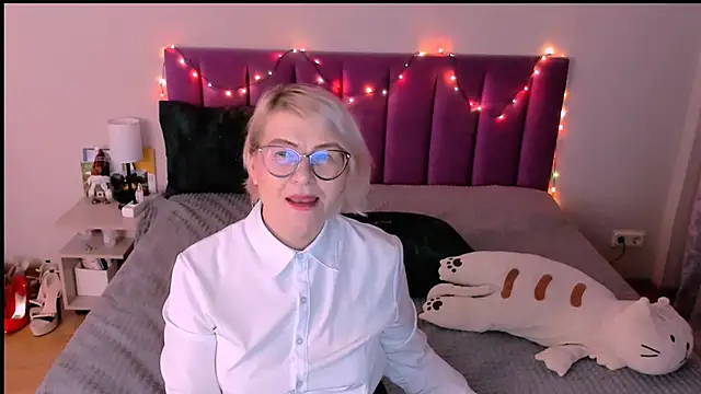 sabrinamacmarren's cam snapshot