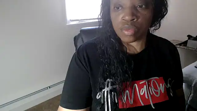 Sexymona1218's cam snapshot