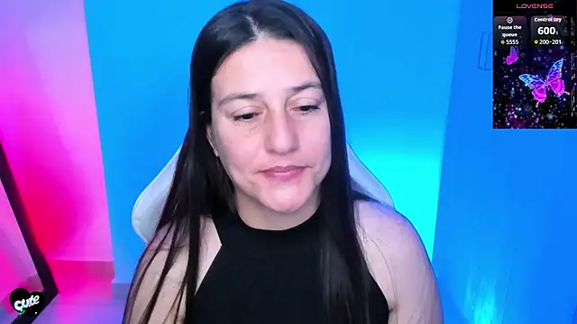 Saskyaa's cam snapshot