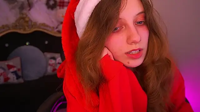 CuteeFoxy's cam snapshot