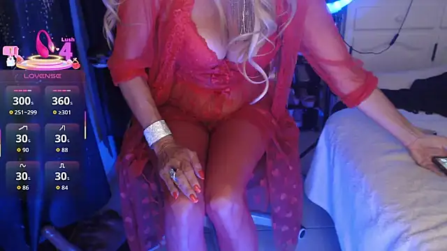 LaraReinaDelSol's cam snapshot