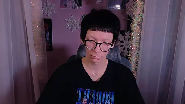 TommieHi live sex cam