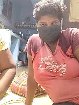 divyatamil143's cam snapshot