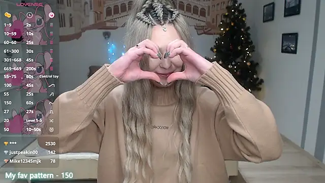 Miss_Fortuna's cam snapshot