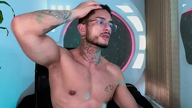 Alanrodgers live sex cam