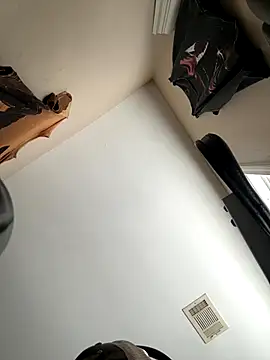 KeYBuMp323 live sex cam