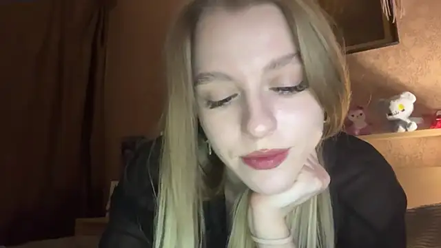 AzoticBasics live sex cam