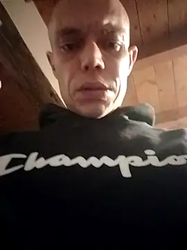 MartinaTiAmo2026's cam snapshot