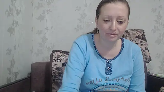 CrystallAngel's cam snapshot