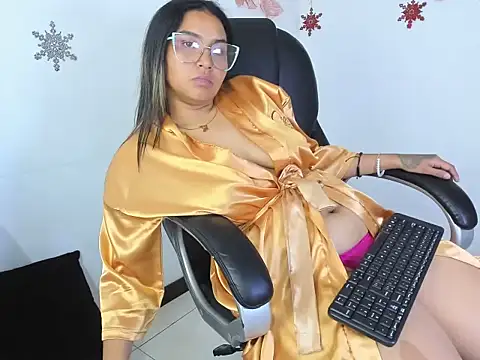 LunaaRousee's cam snapshot