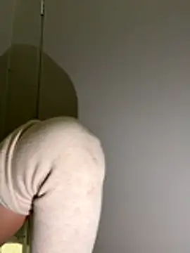 kira_mia live sex cam