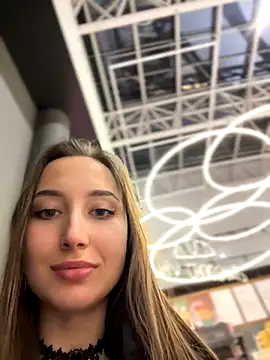 ICrazyOneIRL live sex cam