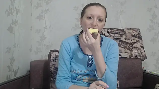 CrystallAngel's cam snapshot