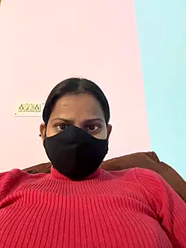 lusty_kaira live sex cam