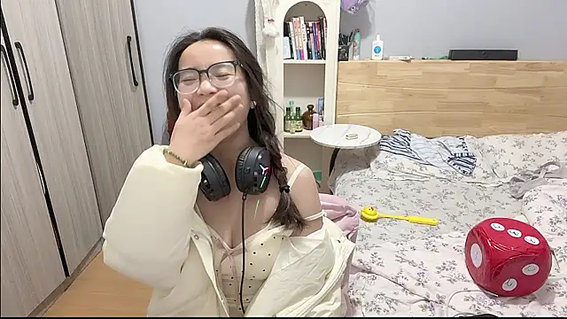 Hmm_0303's cam snapshot