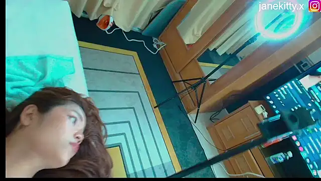 kittyjane1's cam snapshot