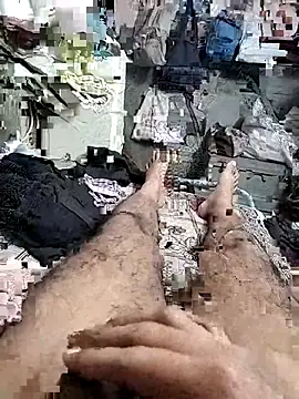 BushyPenis_lover143's cam snapshot