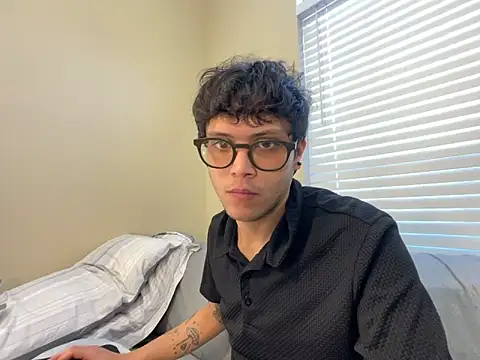 MaxAdamz live sex cam